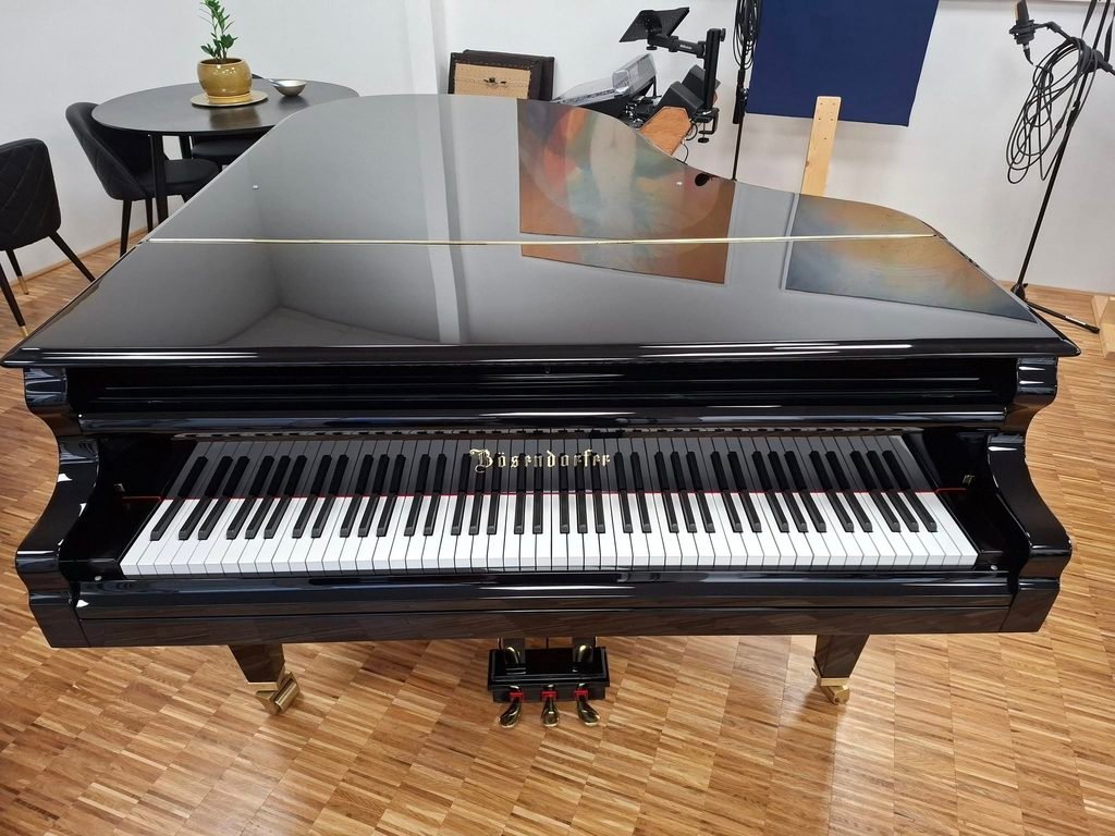 BÖSENDORFER | MODEL 170