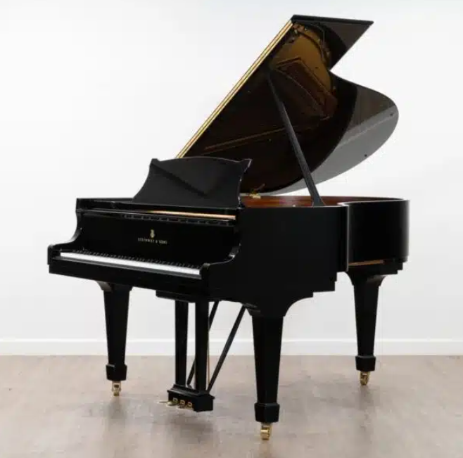 STEINWAY & SONS | MODEL O-180